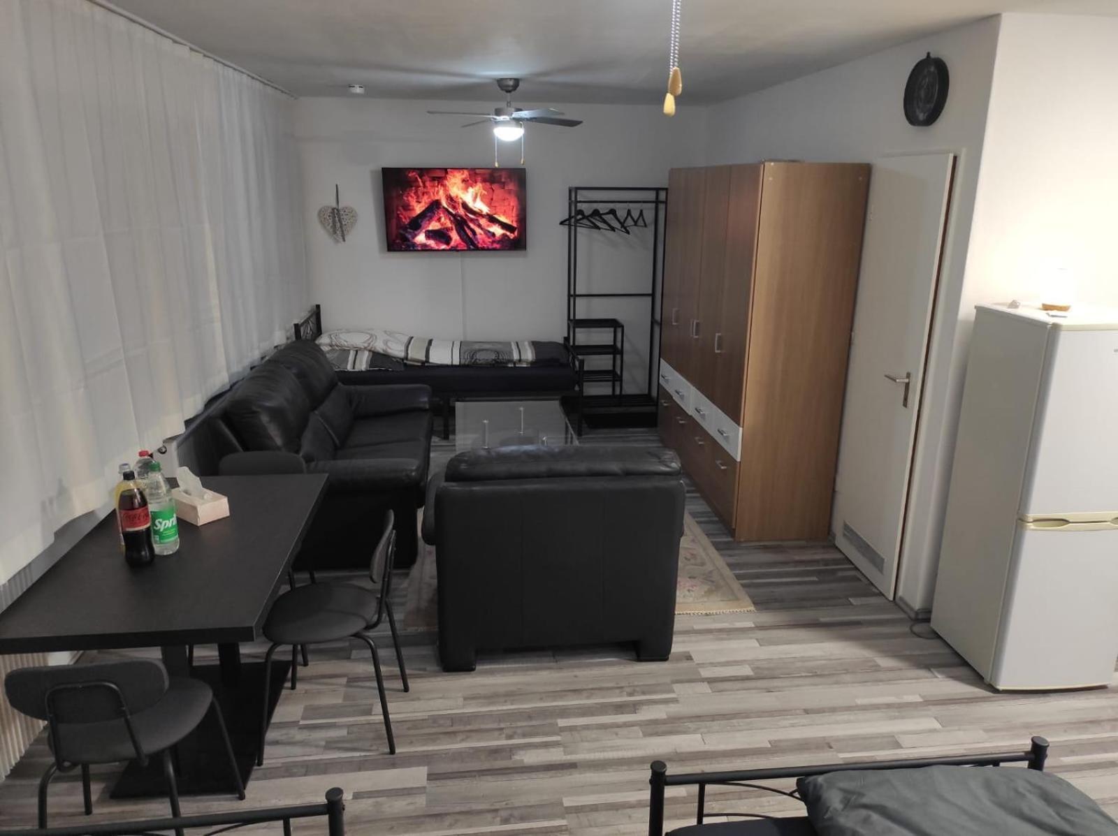 Ferienwohnung Im Zentrum Von Oberhausen Inklusive Wlan Exterior photo